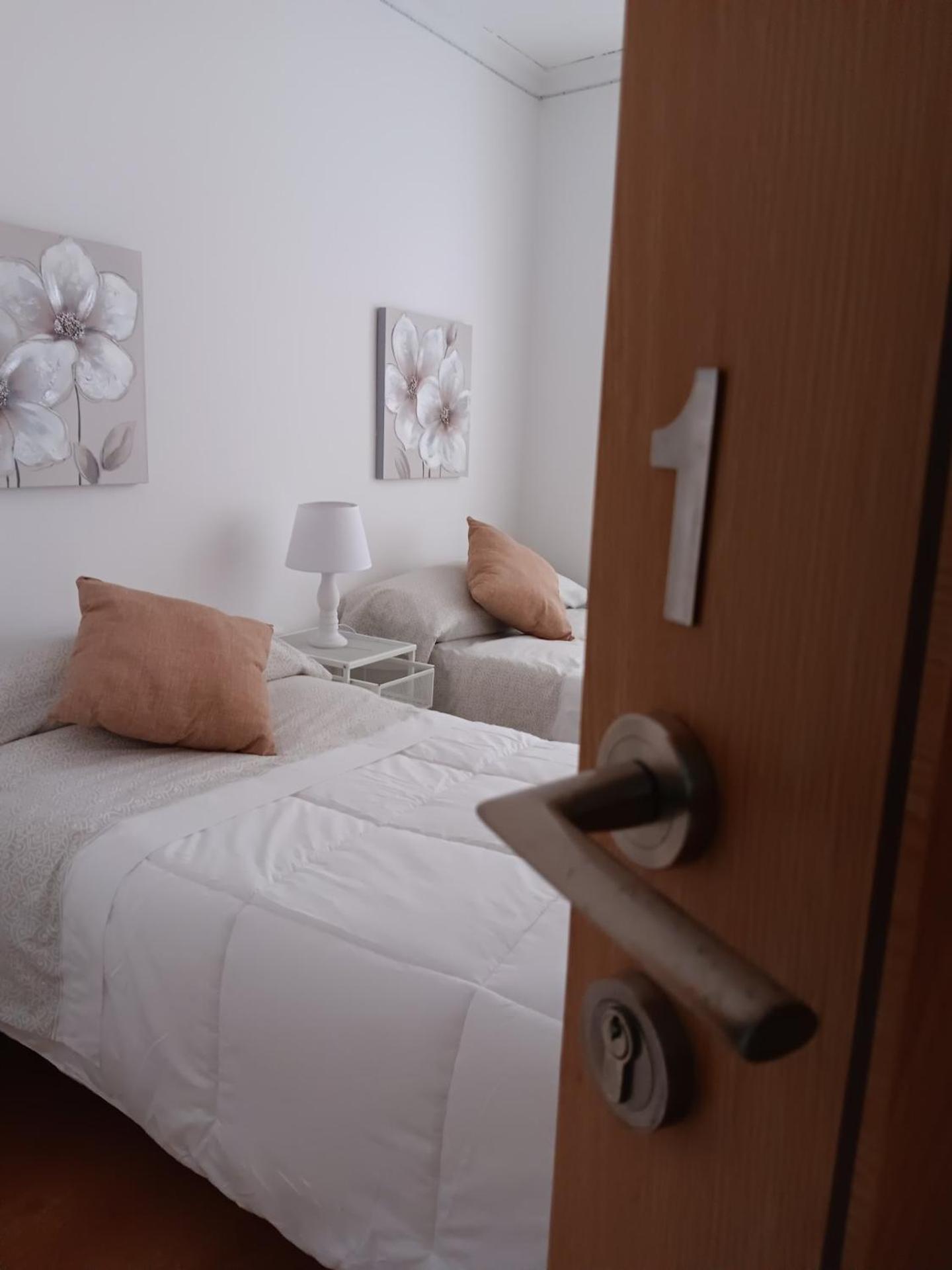 Apartamento Familiar Centro Historico Plaza Ayuntamiento "Ciutat Vella" バレンシア エクステリア 写真