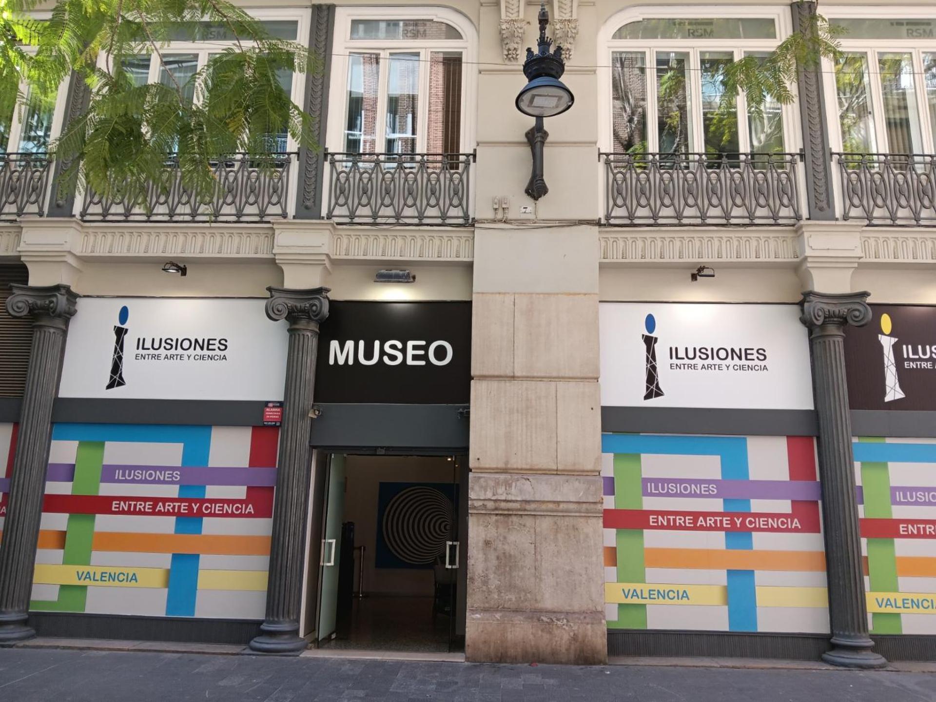 Apartamento Familiar Centro Historico Plaza Ayuntamiento "Ciutat Vella" バレンシア エクステリア 写真