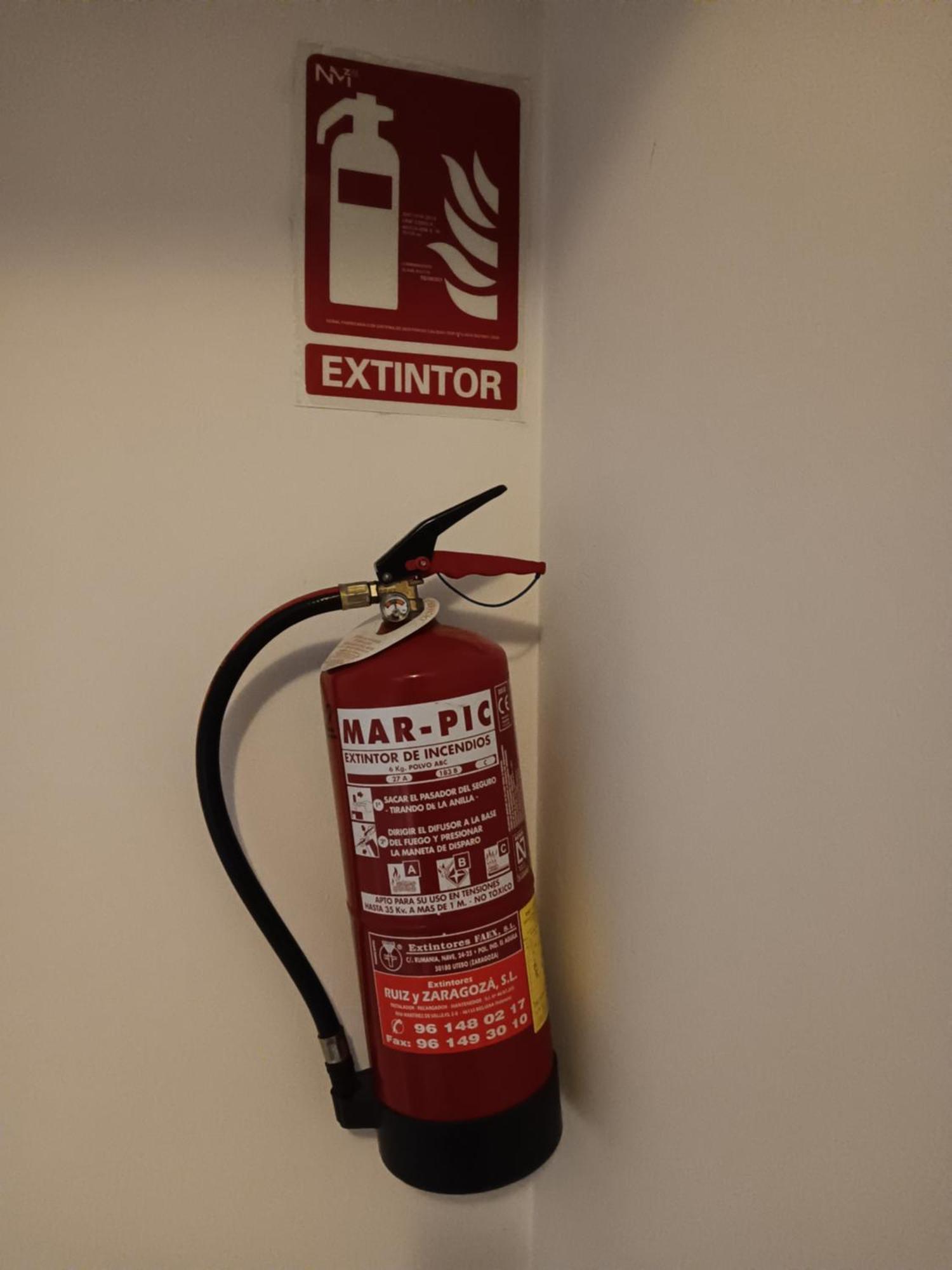 Apartamento Familiar Centro Historico Plaza Ayuntamiento "Ciutat Vella" バレンシア エクステリア 写真