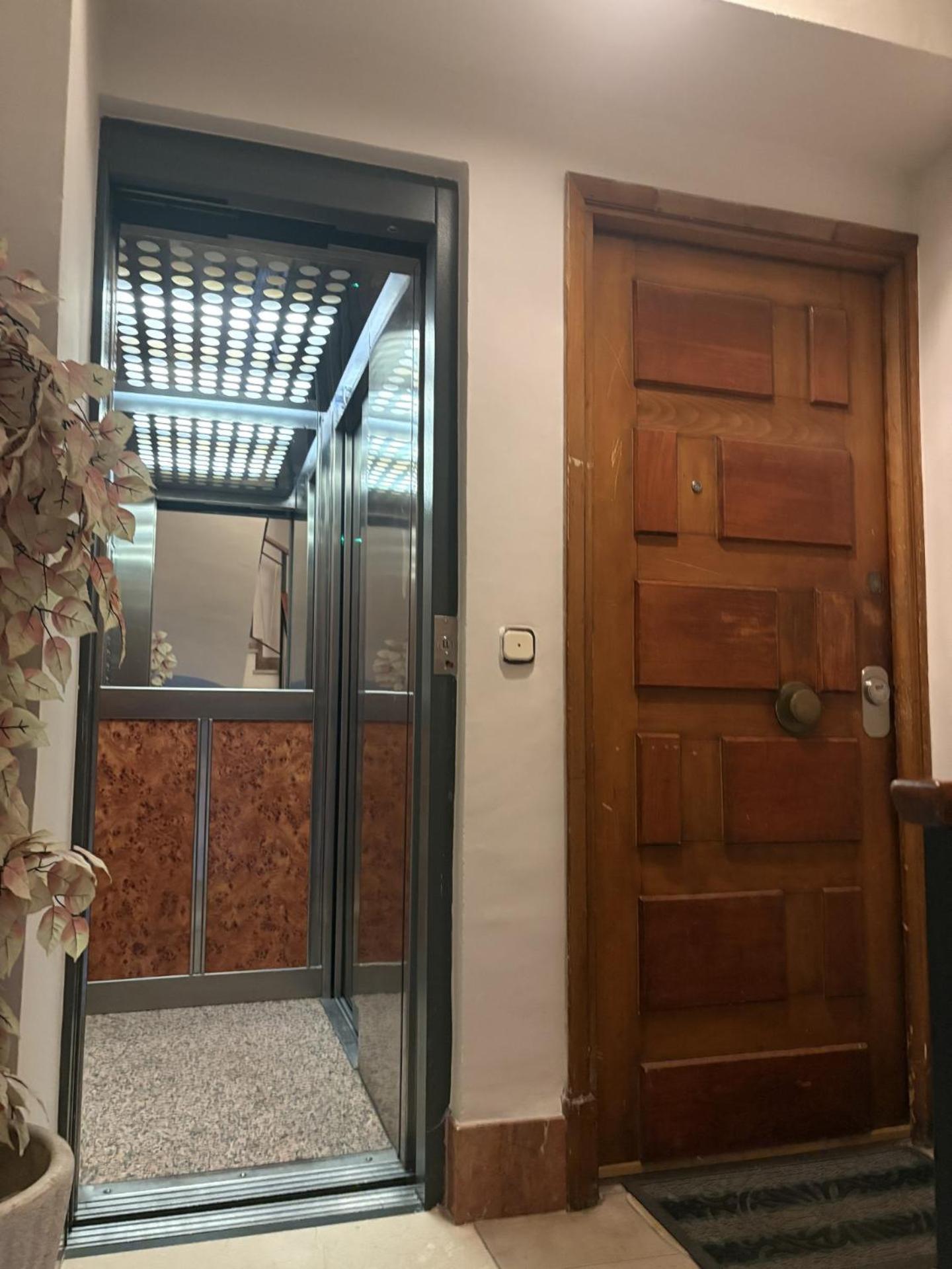 Apartamento Familiar Centro Historico Plaza Ayuntamiento "Ciutat Vella" バレンシア エクステリア 写真